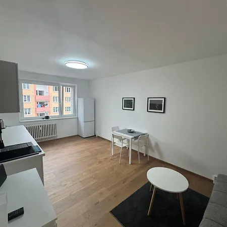 アパート Apartman Loket *